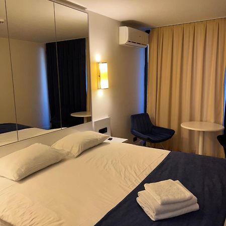 The Best Beach Aparthotel Orbi City Batumi Exteriör bild
