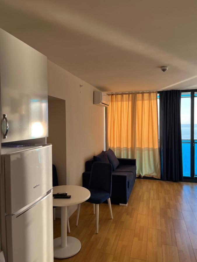 The Best Beach Aparthotel Orbi City Batumi Exteriör bild