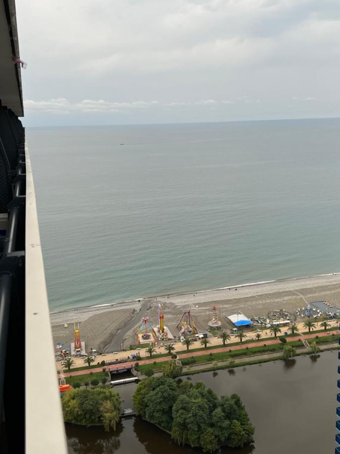 The Best Beach Aparthotel Orbi City Batumi Exteriör bild